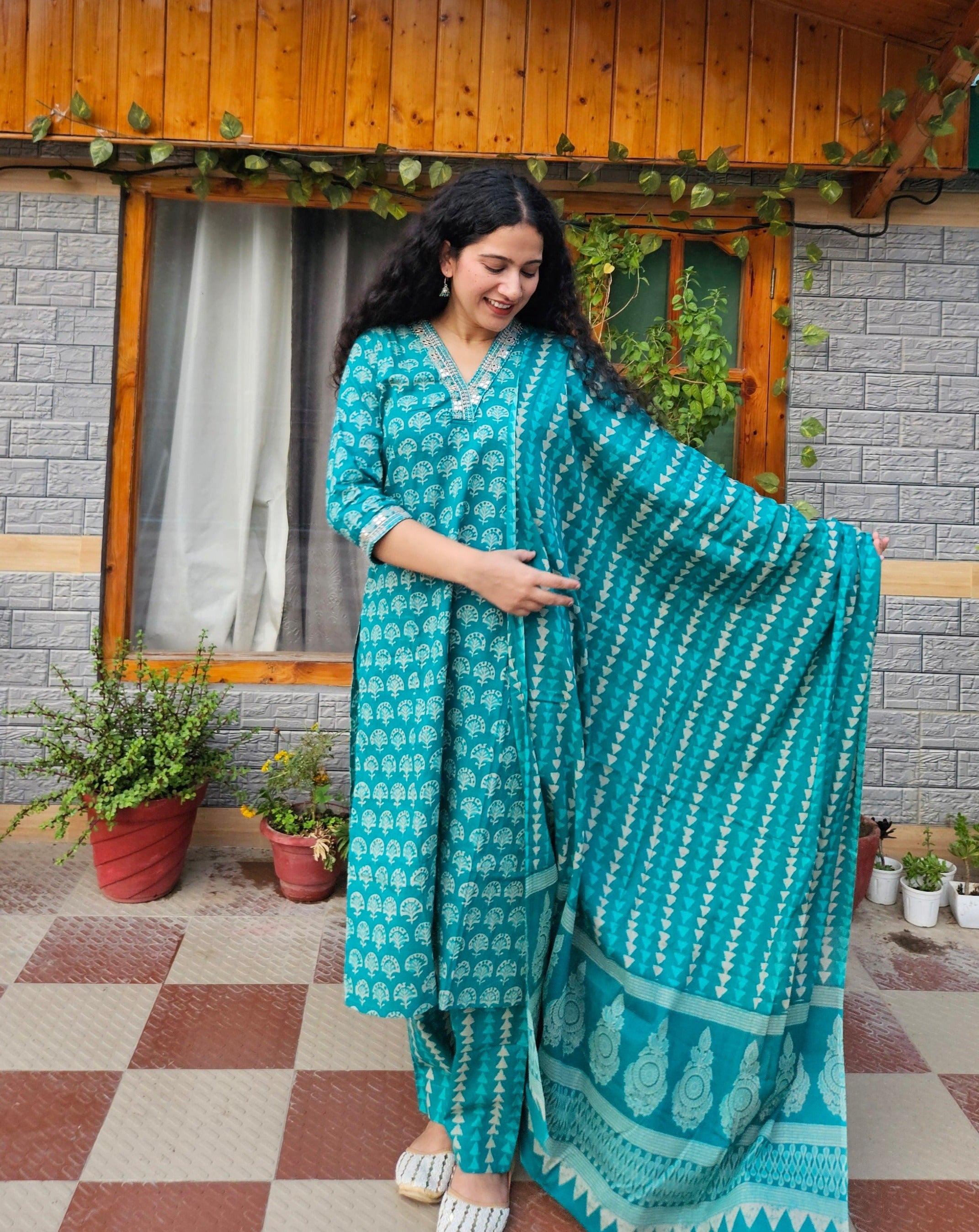 Floral Printed  Rama- Green Thread Work Regular Kurta With Trousers & Dupatta